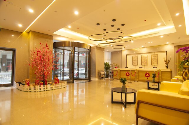 ホーム プラス スイート ホテル アンド アパートメント (紅璞禮遇武漢都市店)