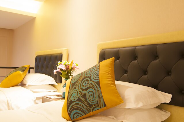 ホーム プラス スイート ホテル アンド アパートメント (紅璞禮遇武漢都市店)