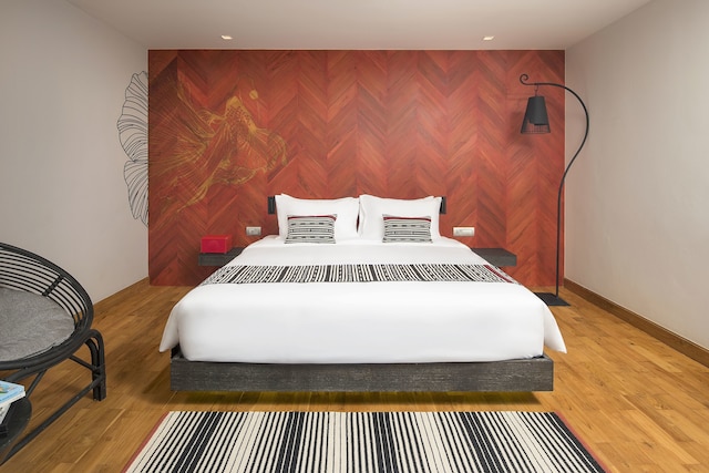 クロス チンマイ リバーサイド