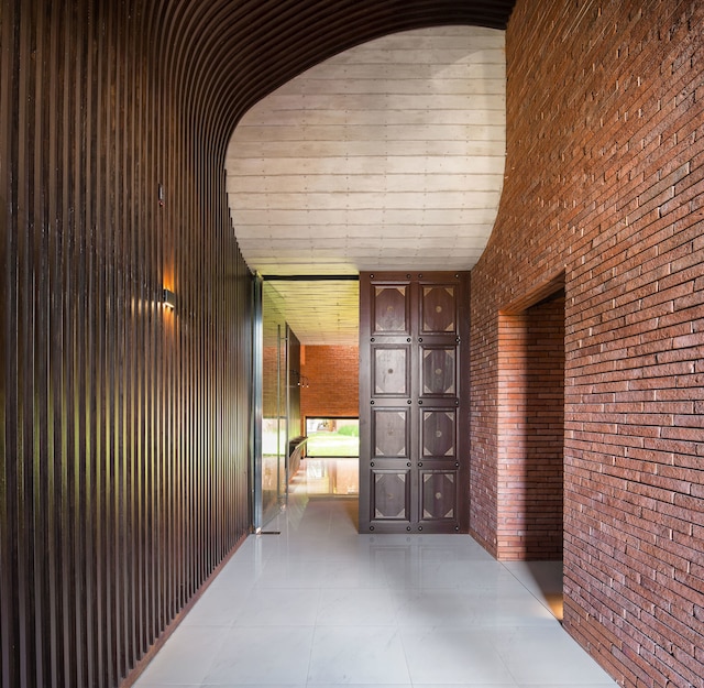 クロス チンマイ リバーサイド