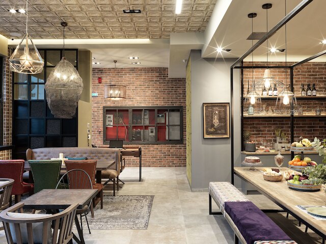 18 ミコン ストリート