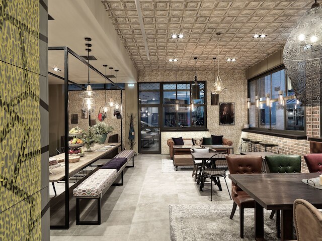 18 ミコン ストリート