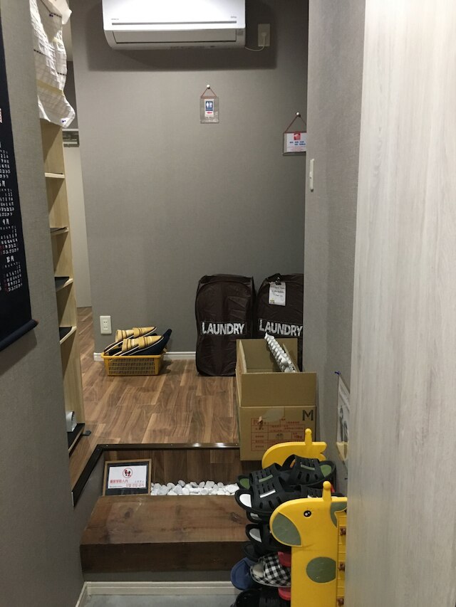 宿カフェ ベッド＆ブレックファースト チェルシーズ レインボウ