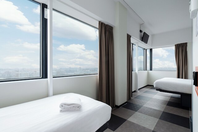 イージーホテル アムステルダム ザーンダム