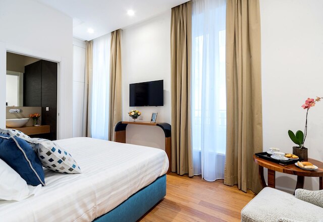 900 ピアッツァ デル ポポロ