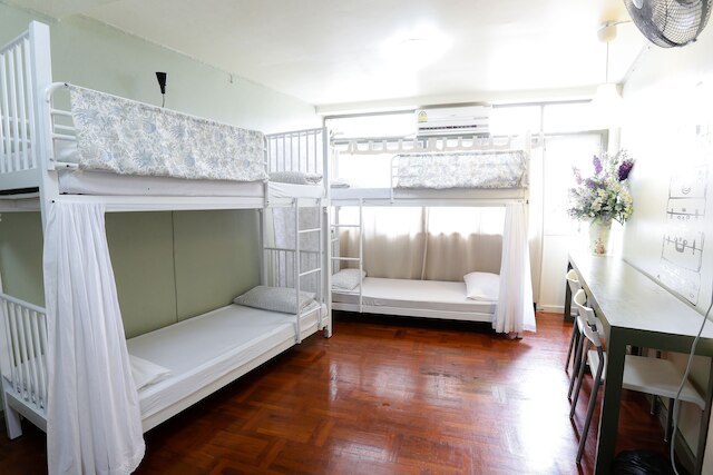 オール イン ワン ホステル