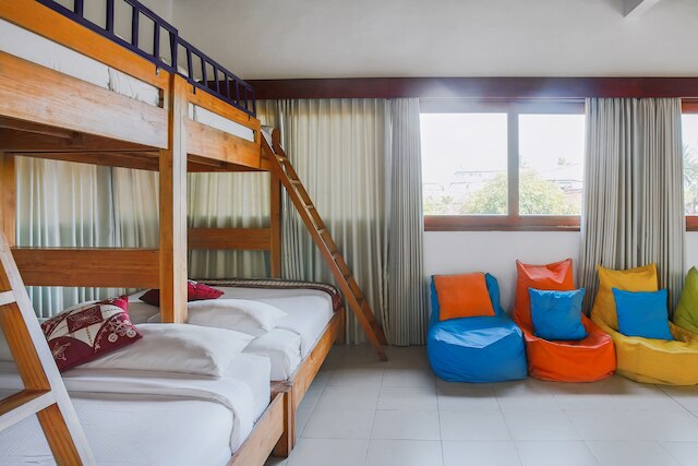 ヴィラ バリ キャビア