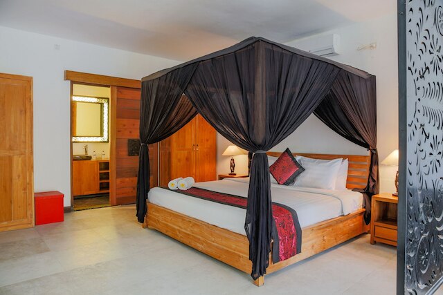 ヴィラ バリ キャビア