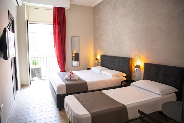 ナポリ シティ ルームズ