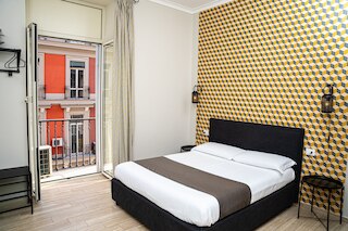 ナポリ シティ ルームズ