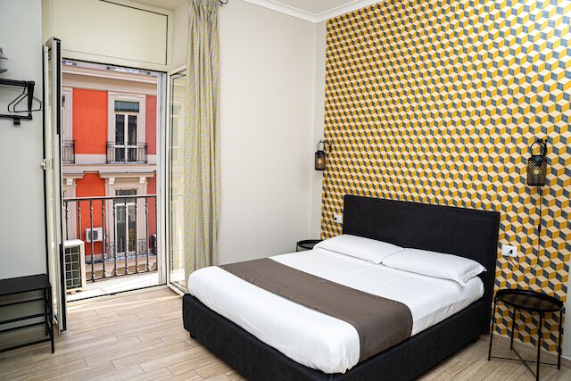 ナポリ シティ ルームズ