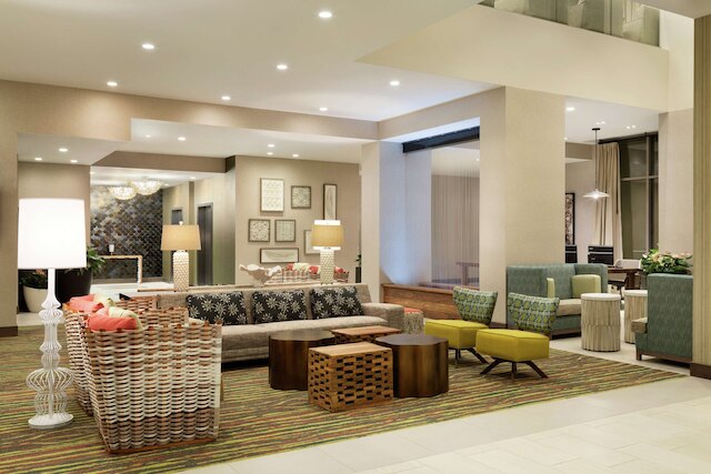 エンバシー・スイーツ バイ ヒルトン オアフ カポレイ