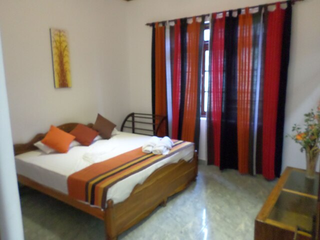 レオズ ホーム ステイ