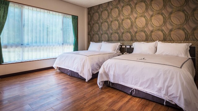 ブラックジャズ イン (黑爵士民宿)