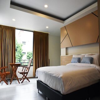 タック ミー イン