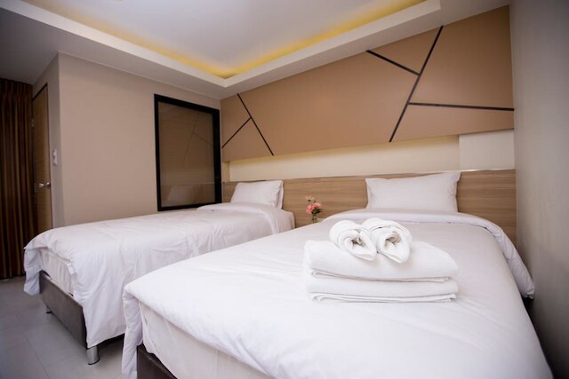 タック ミー イン