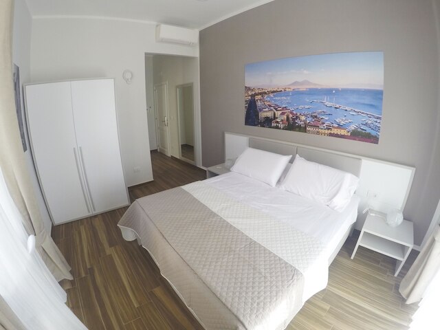 ルームズ スタツィオーネ チェントラーレ