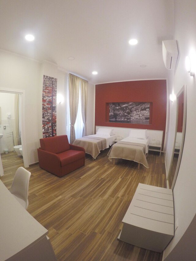 ルームズ スタツィオーネ チェントラーレ