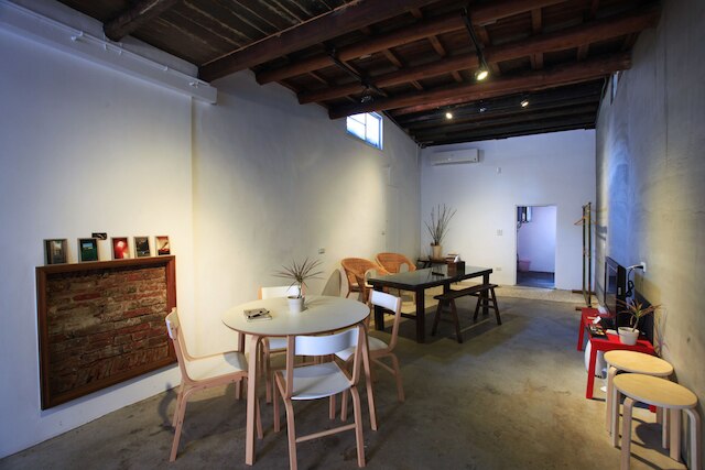 サイ カウ キン プライベート ハウス (屎溝墘客廳)