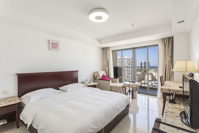 三亜 ファバオシー ホテル (華宝石大酒店)