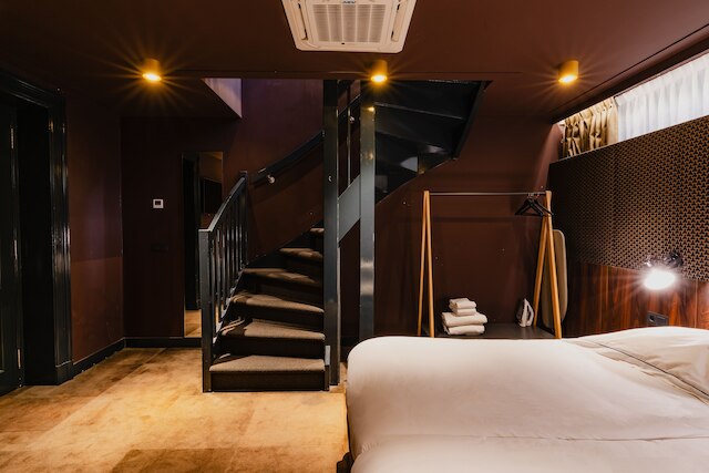 デ ヨンカー アーバン スタジオズ & スイーツ