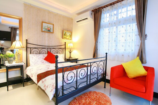 リバーサイド B&B (親水棧民宿)