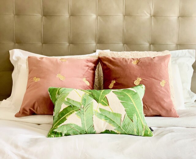 シティ コンド バイ ロジャース センター