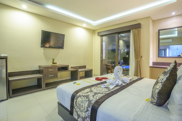 ド ペンジョール スミニャック ホテル