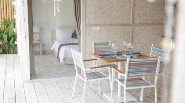 ヴィラズ エデニア