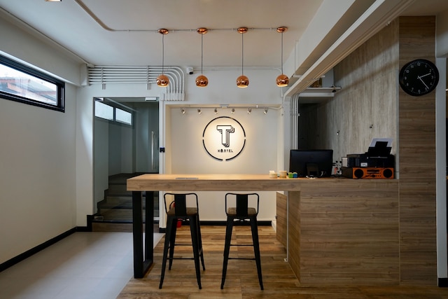 T ホステル アット ビクトリー モニュメント