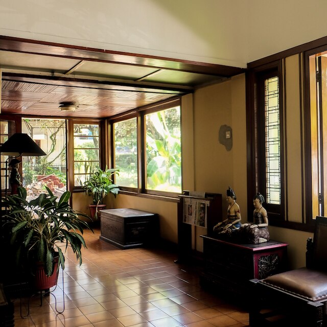 ホテル ブミ アシ