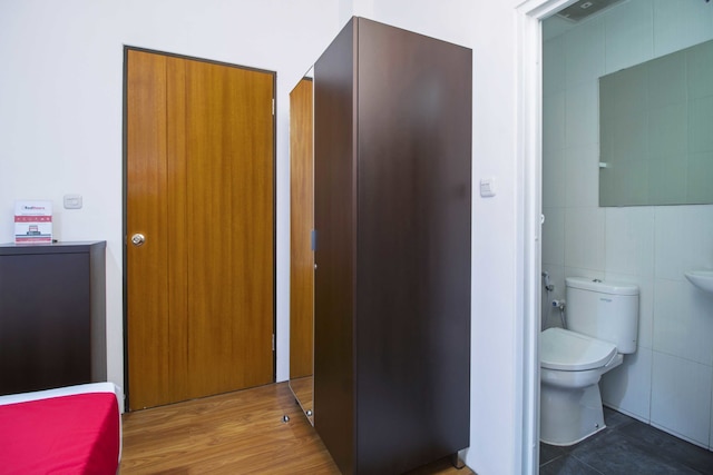 レッドドアーズ プラス ニア プラザ インドネシア