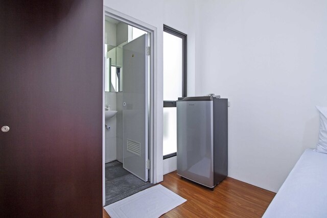 レッドドアーズ プラス ニア プラザ インドネシア