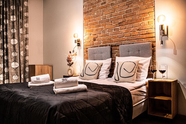 ワイン アパートメンツ