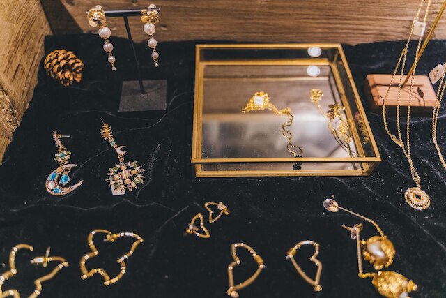 アトゥール ホテル静安ザ ドラマ上海 (上海The Drama酒店)