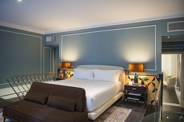 ホテル ヴィロン