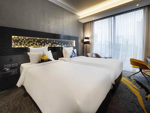 ノボテル シンガポール オン スティーブンズ