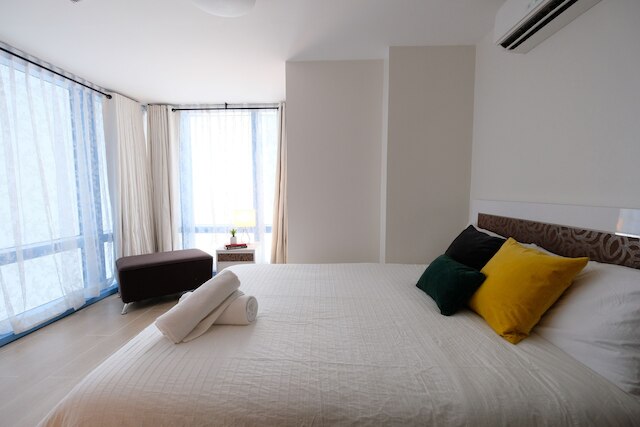 ステイホーム アジア アット トゥー セントラル