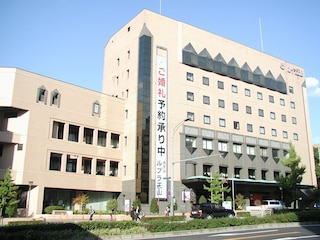 ホテルルブラ王山