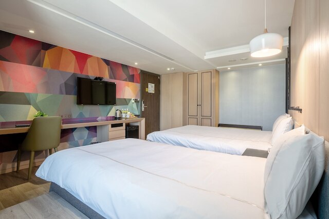 チェック イン 台中 ウェンシン ジョンチン (雀客旅館台中文心中清)