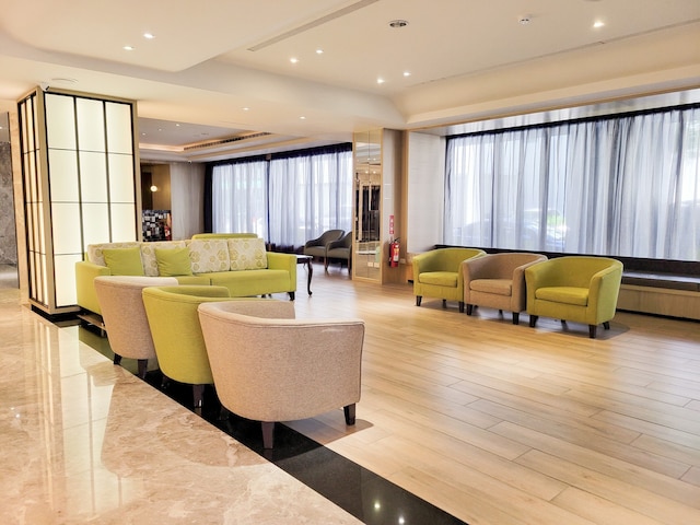 チェック イン 台中 ウェンシン ジョンチン (雀客旅館台中文心中清)