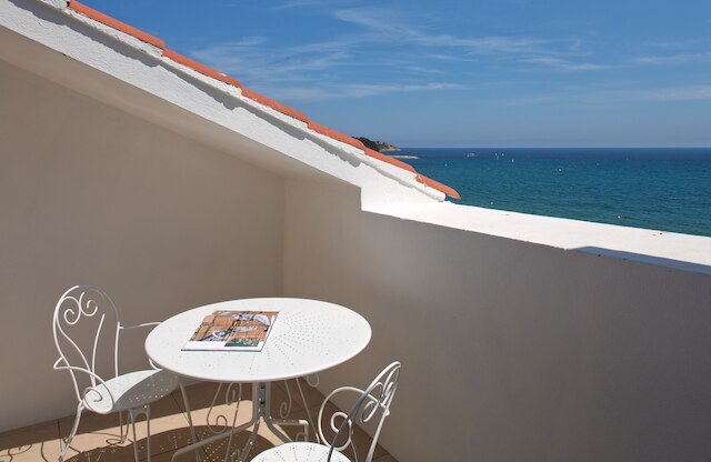 グラン ホテル デ サブレット プラージュ キュリオ コレクション バイ ヒルトン