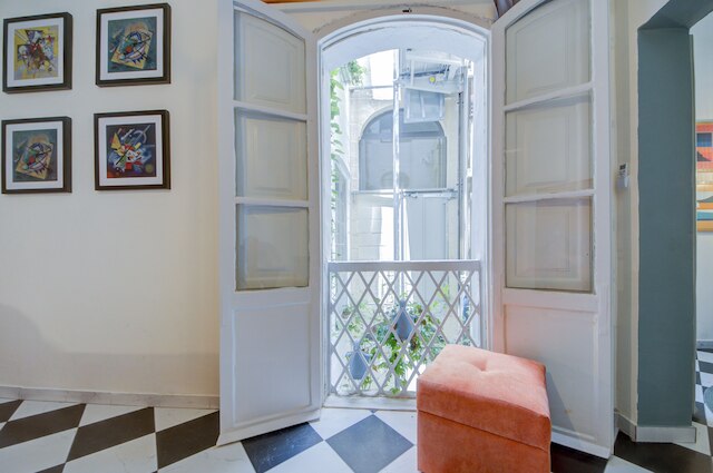 ザ ハウス イン オールド ミント ストリート