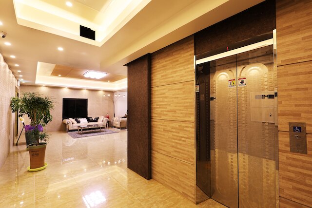 ホテル モンダヴィ