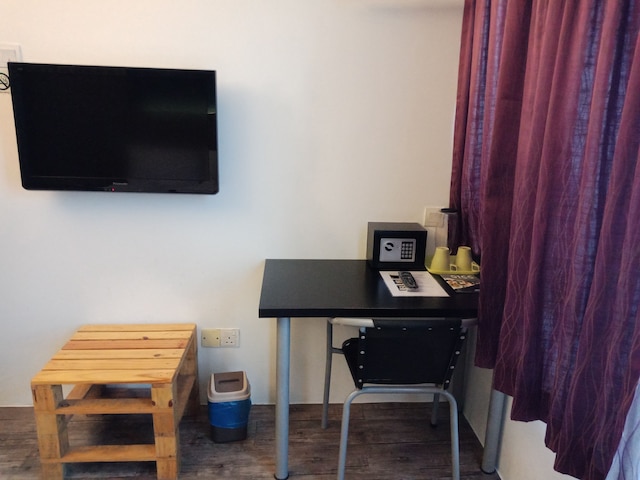 ザ ヴァーヴ ホテル