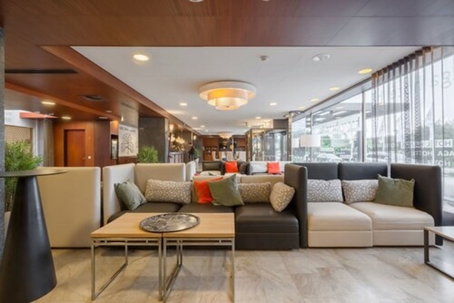 ホテル ハガ セントラル パーク