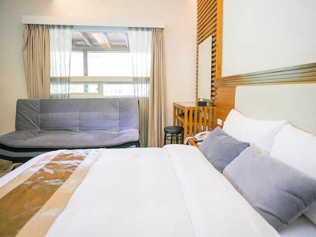 フライング ヴィラ (綠莊飛閣渡假會館)