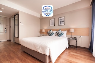 サムラン プレイス ホテル