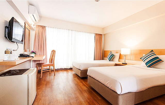 サムラン プレイス ホテル