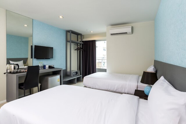 ジルコン ホテル